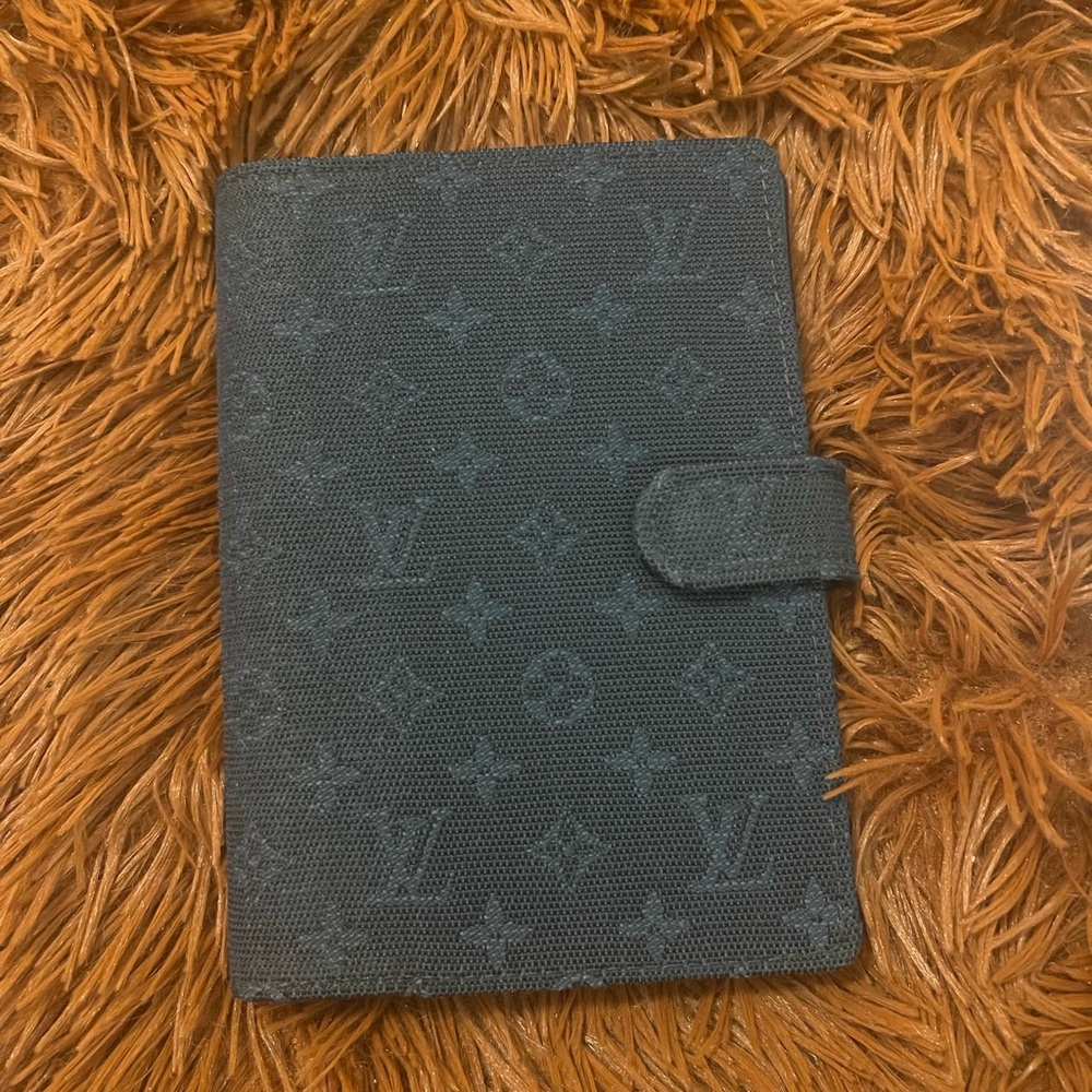 Authentic Louis Vuitton Agenda